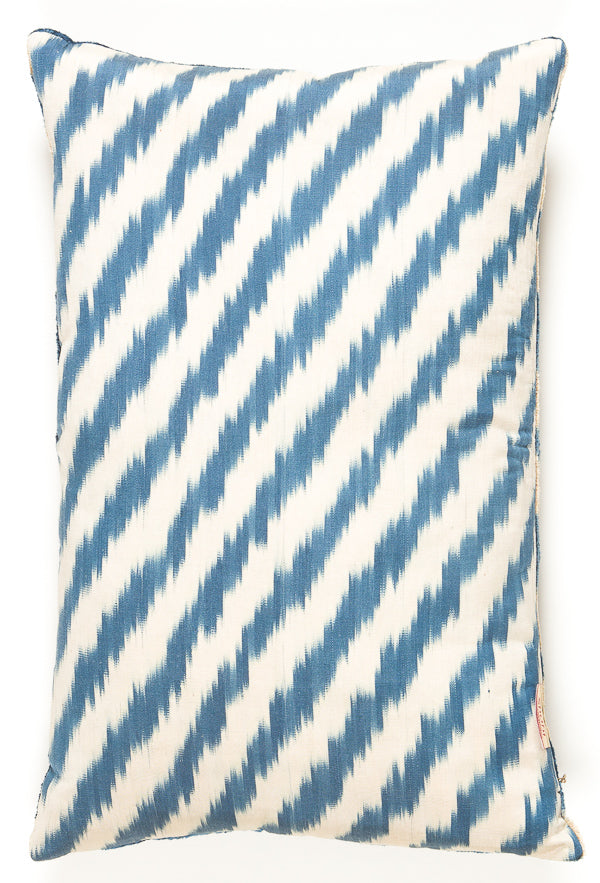 Velvet Ikat Cushion Cover – V80113