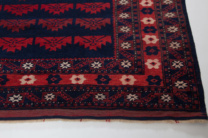 Yagcibedir Old Rug – C28063