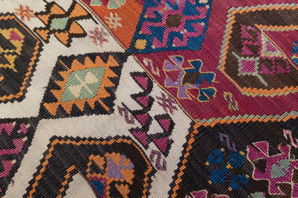 K21048