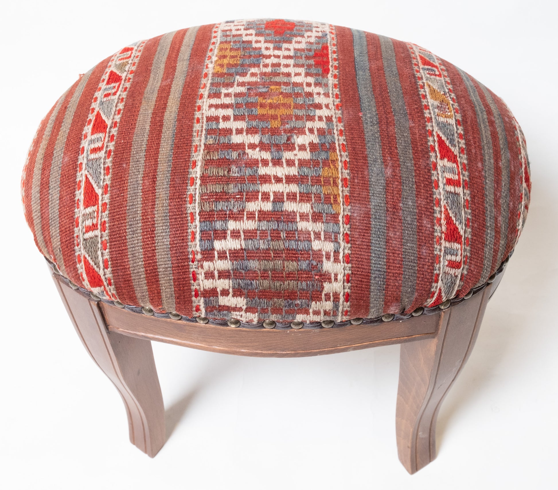 Kilim Ottoman Chair – P50017