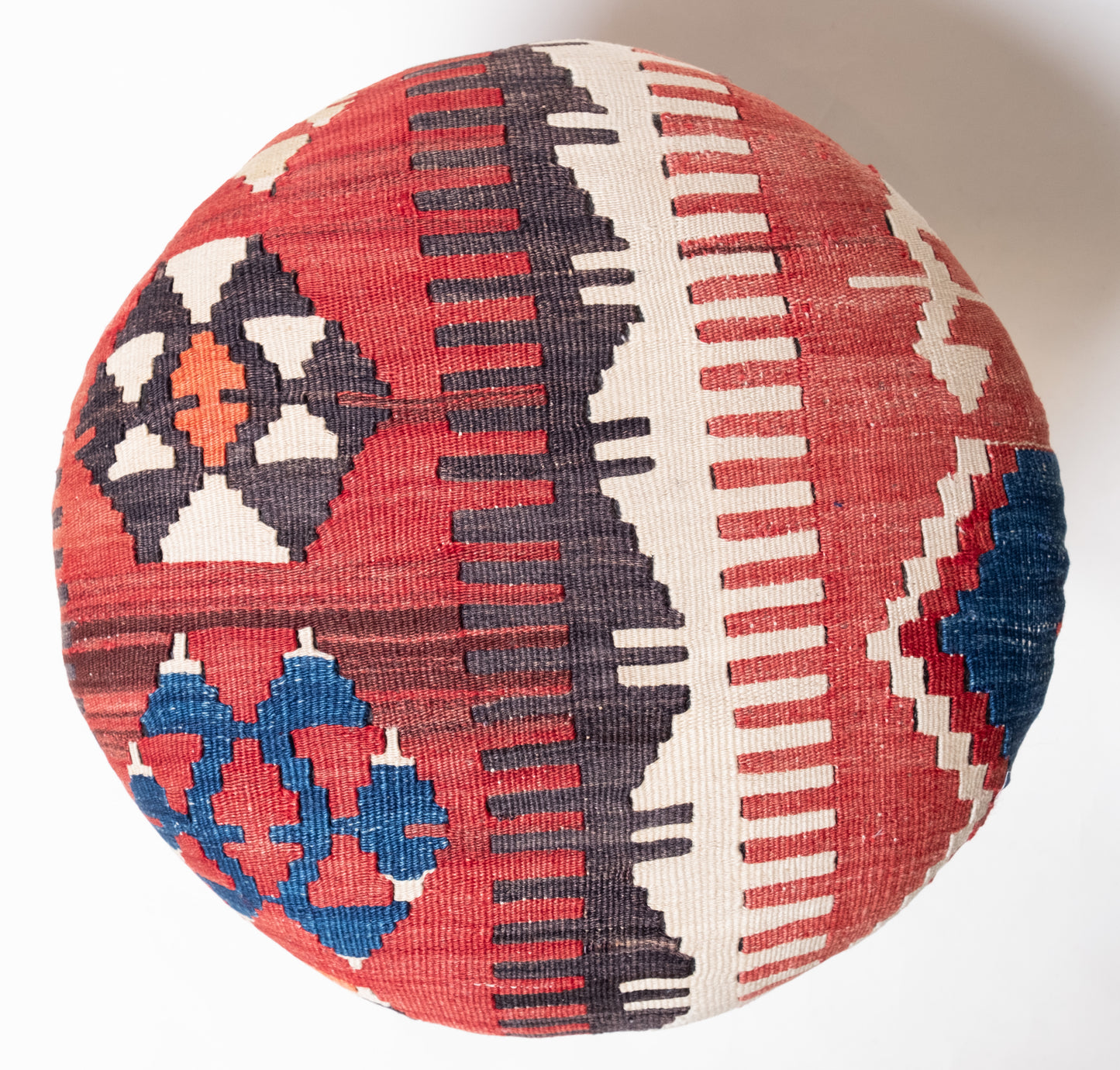 Kilim Ottoman Chair – P50027