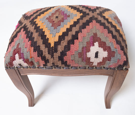 Kilim Ottoman Chair – P50054