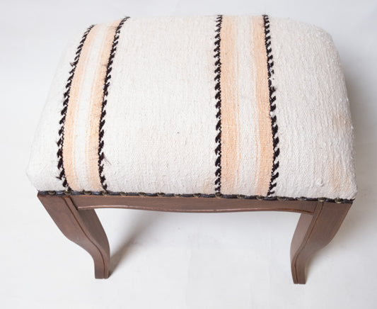Kilim Ottoman Chair – P50064