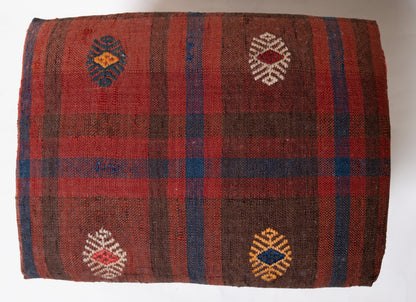 Kilim Ottoman Chair – P50074