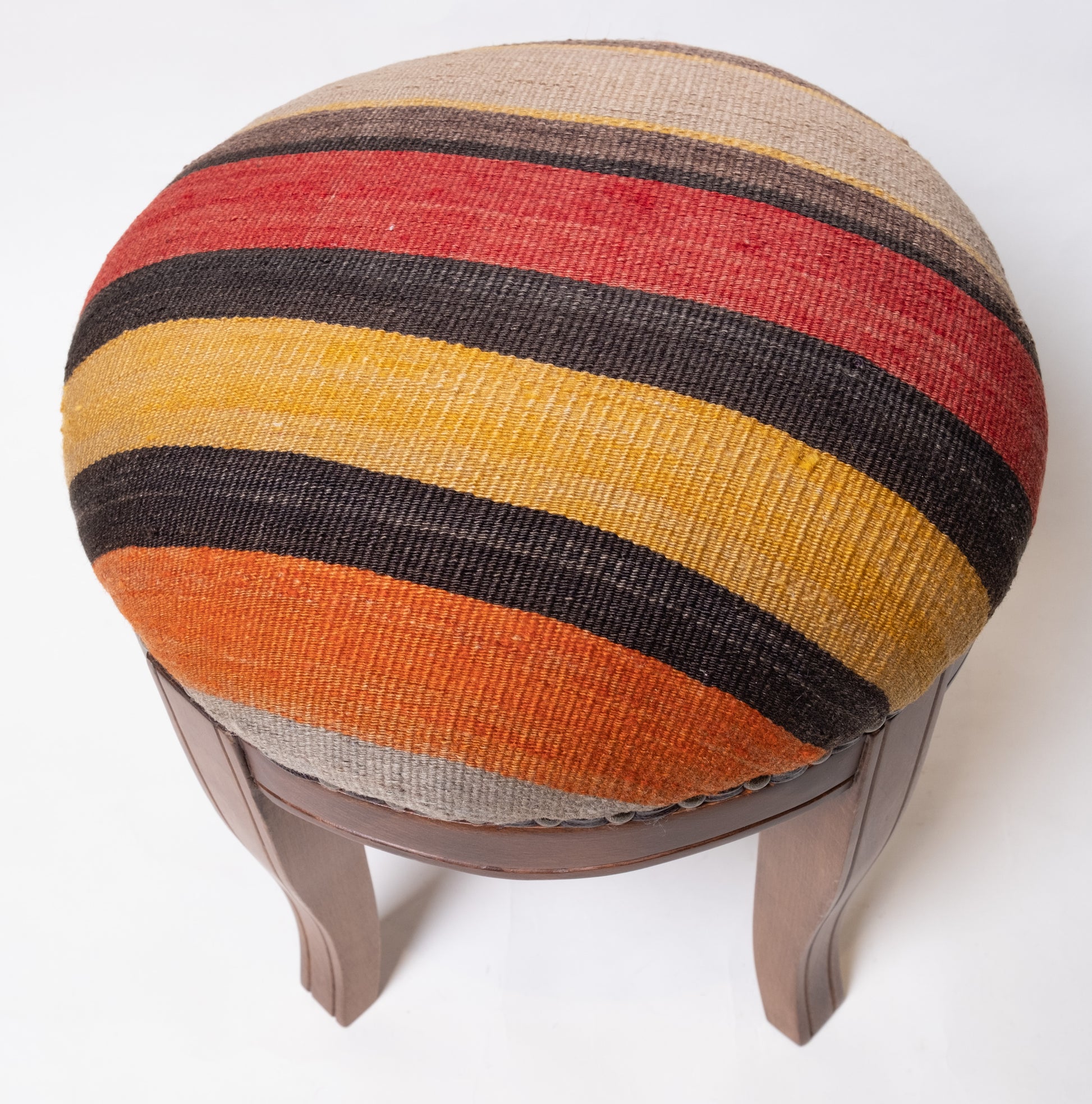 Kilim Ottoman Chair – P50076