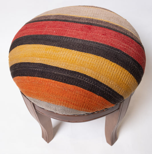 Kilim Ottoman Chair – P50076