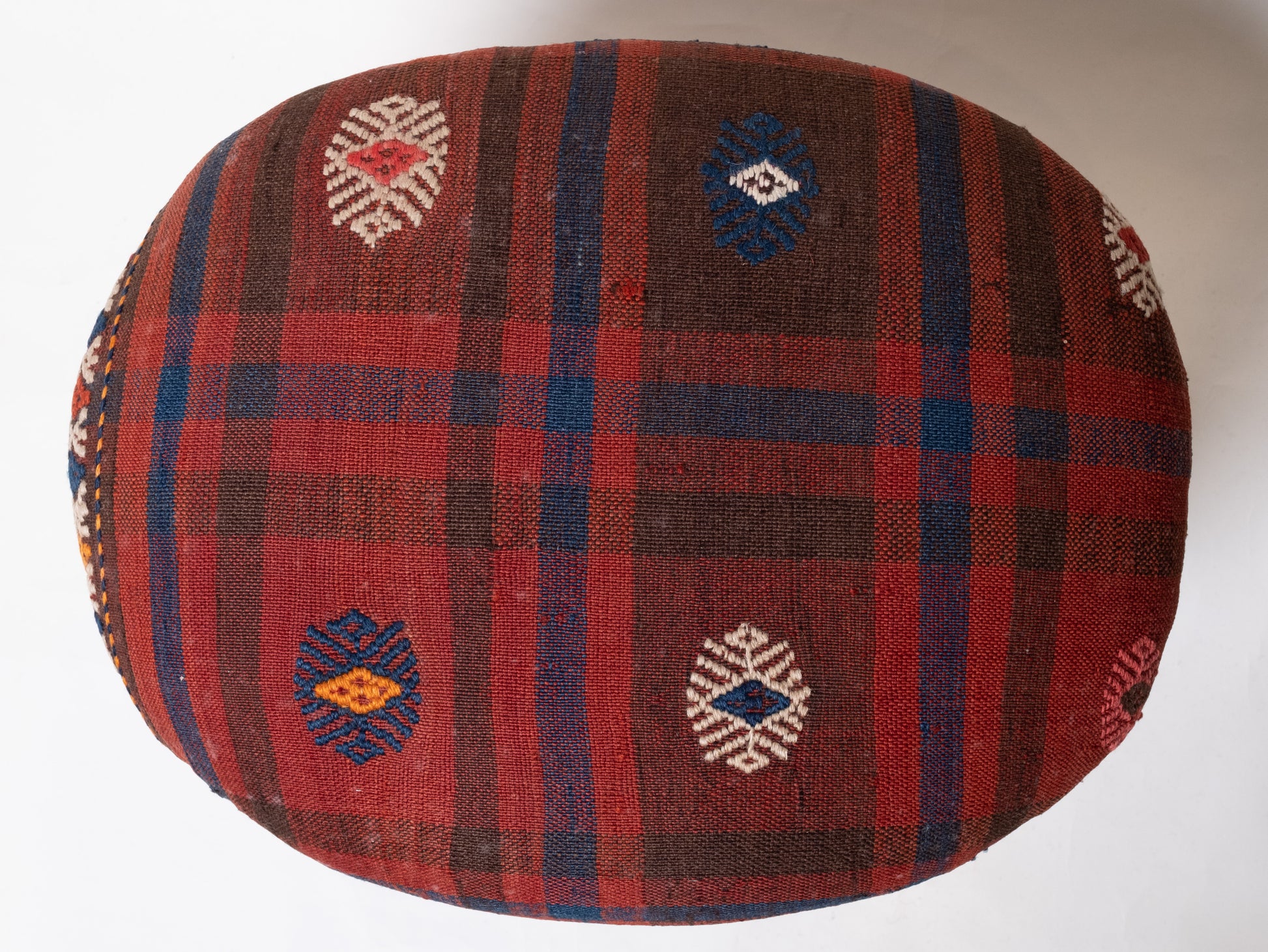 Kilim Ottoman Chair – P50094