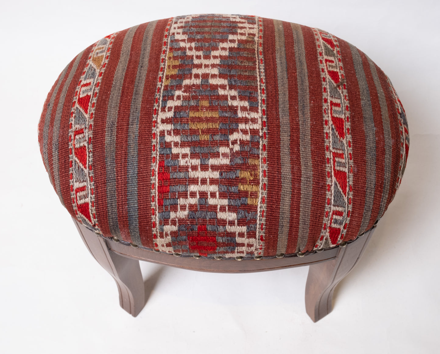 Kilim Ottoman Chair – P50095