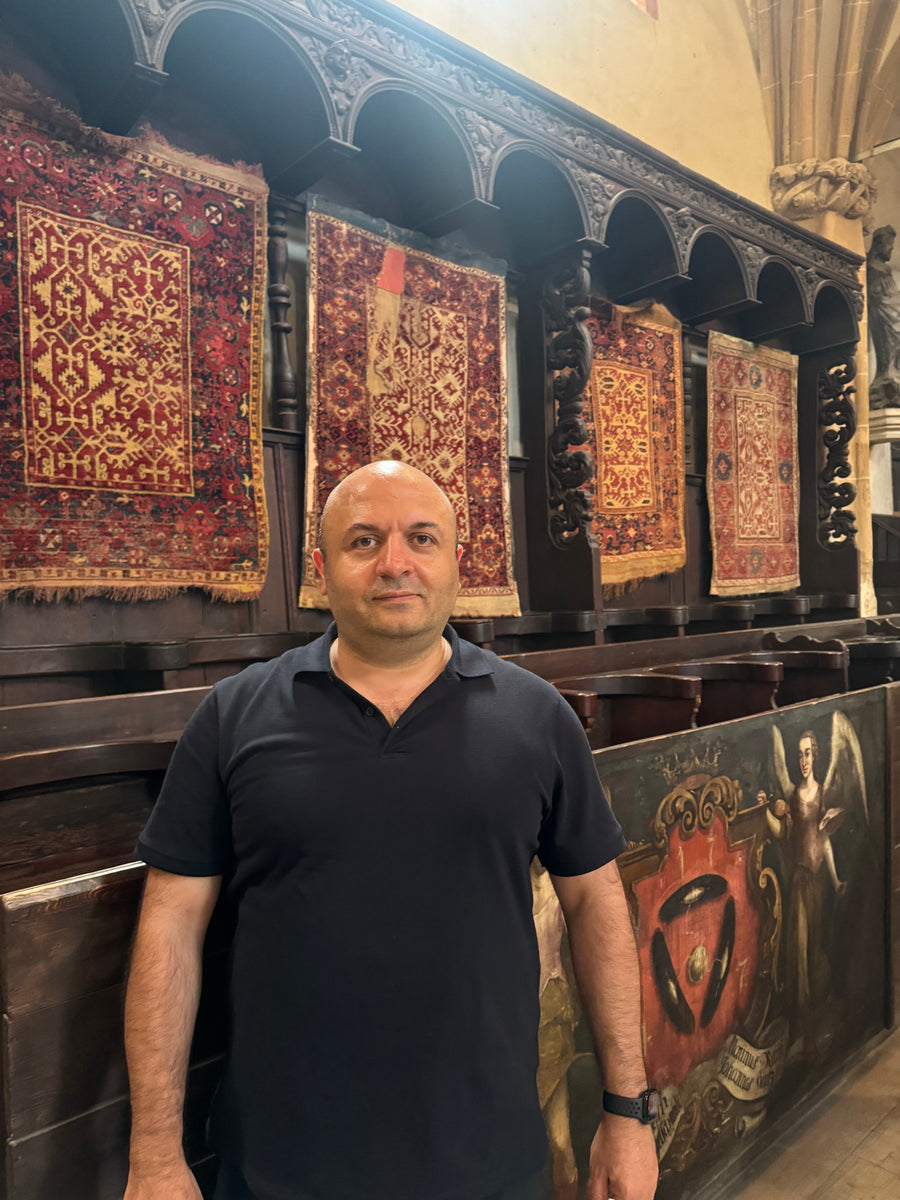 Ararat Rugs research visit to the Black Church and Transylvanian rug collections, photograph 10