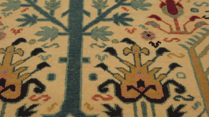 Bid Majnum on White Field Rug