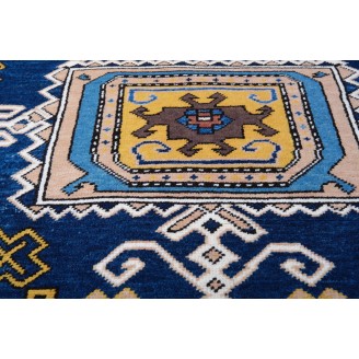 Village Rug with Medallion