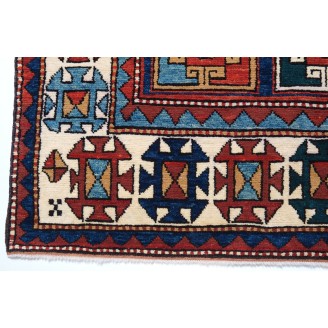 Memling Gul Kazak Rug