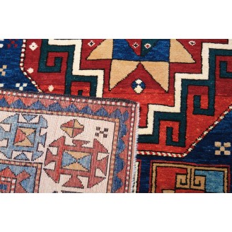 Memling Gul Kazak Rug