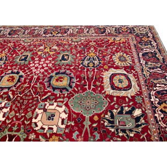 Kerman Vase Carpet from Alice de Rothschild Collection Kerman Vase Carpet from Alice de Rothschild Collection