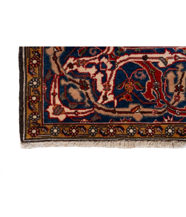 Isfahan Carpet – New Julfa Design – Thyssen-Bornemisza Collection Isfahan Carpet – New Julfa Design – Thyssen-Bornemisza Collection