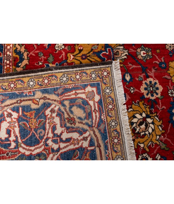 Isfahan Carpet – New Julfa Design – Thyssen-Bornemisza Collection Isfahan Carpet – New Julfa Design – Thyssen-Bornemisza Collection