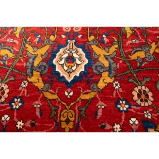 Isfahan Carpet – New Julfa Design – Thyssen-Bornemisza Collection Isfahan Carpet – New Julfa Design – Thyssen-Bornemisza Collection