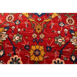 Isfahan Carpet – New Julfa Design – Thyssen-Bornemisza Collection Isfahan Carpet – New Julfa Design – Thyssen-Bornemisza Collection