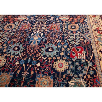 Safavid Kirman Vase-Technique Carpet Safavid Kirman Vase-Technique Carpet