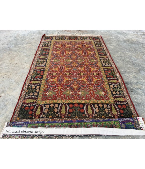 Kerman Vase Technique Arabesque Carpet