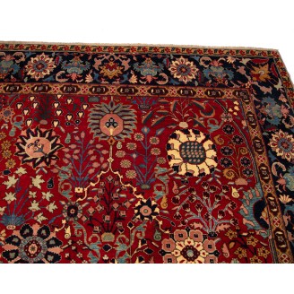 Kerman Vase Carpet from William Morris Collection - V&A Museum