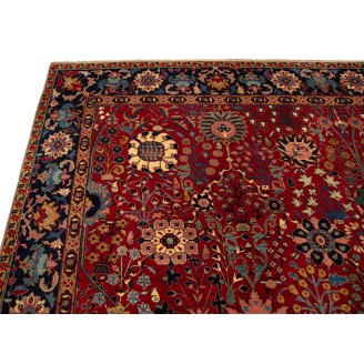 Kerman Vase Carpet from William Morris Collection - V&A Museum