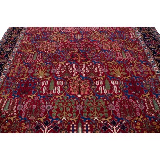 Safavid Kirman Vase-Technique Carpet Safavid Kirman Vase-Technique Carpet