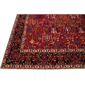Safavid Kirman Vase-Technique Carpet Safavid Kirman Vase-Technique Carpet