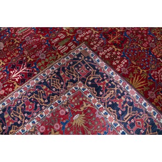 Safavid Kirman Vase-Technique Carpet Safavid Kirman Vase-Technique Carpet